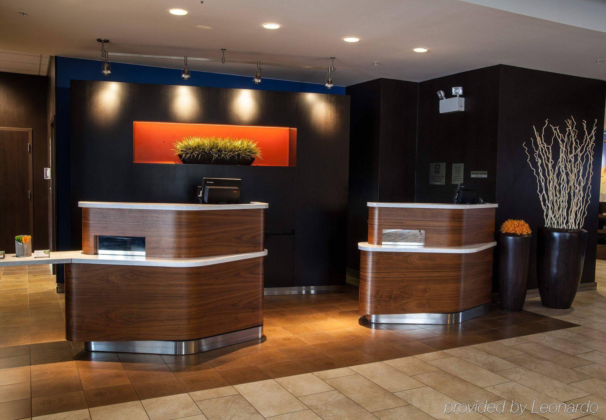 Courtyard By Marriott York Hotel Buitenkant foto