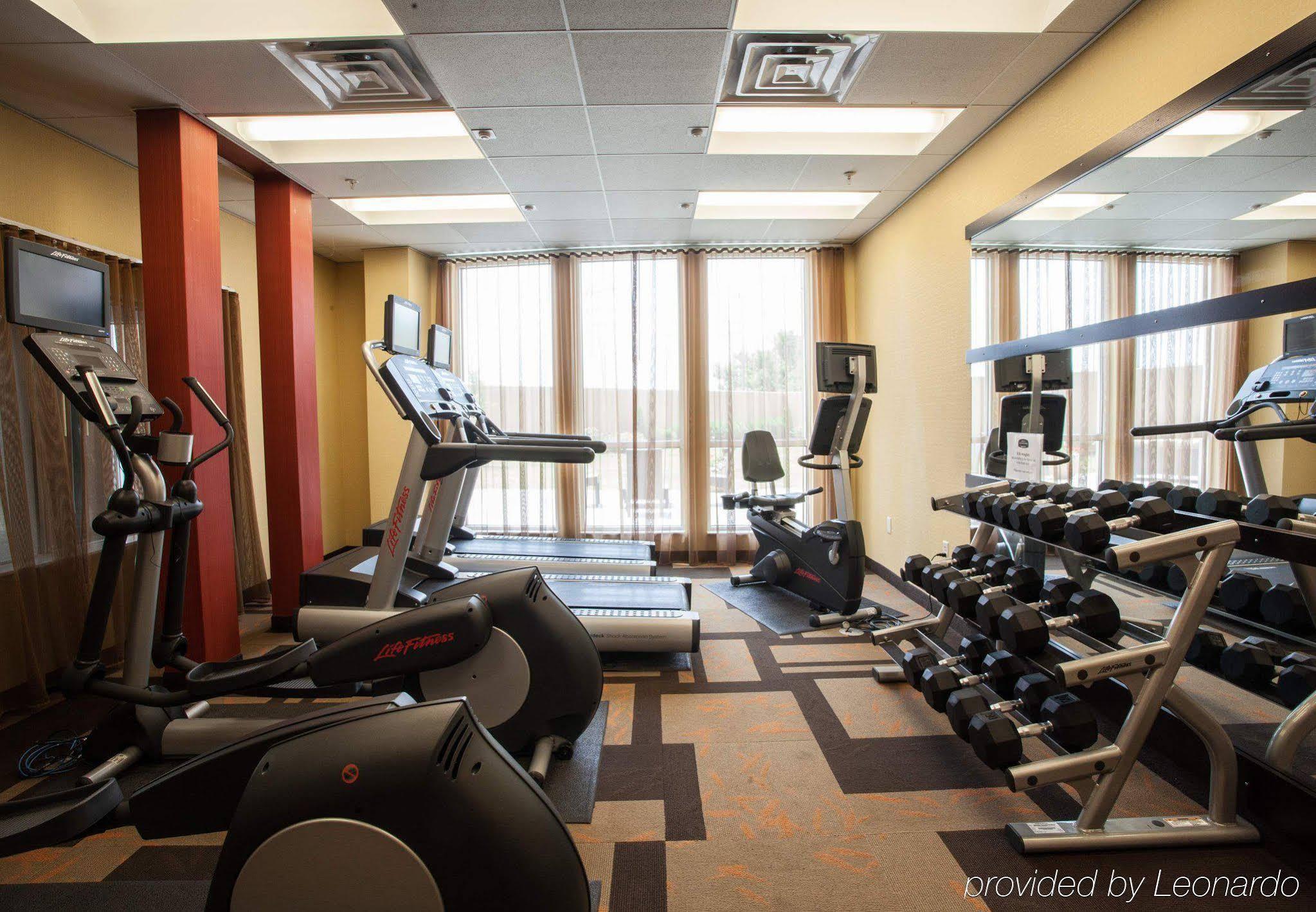 Courtyard By Marriott York Hotel Buitenkant foto